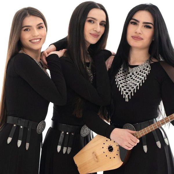 Trio Mandili